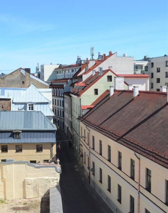 Luxury Apartment With A Balcony And View In Riga Old Town Exteriör bild