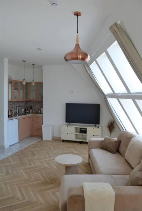 Luxury Apartment With A Balcony And View In Riga Old Town Exteriör bild